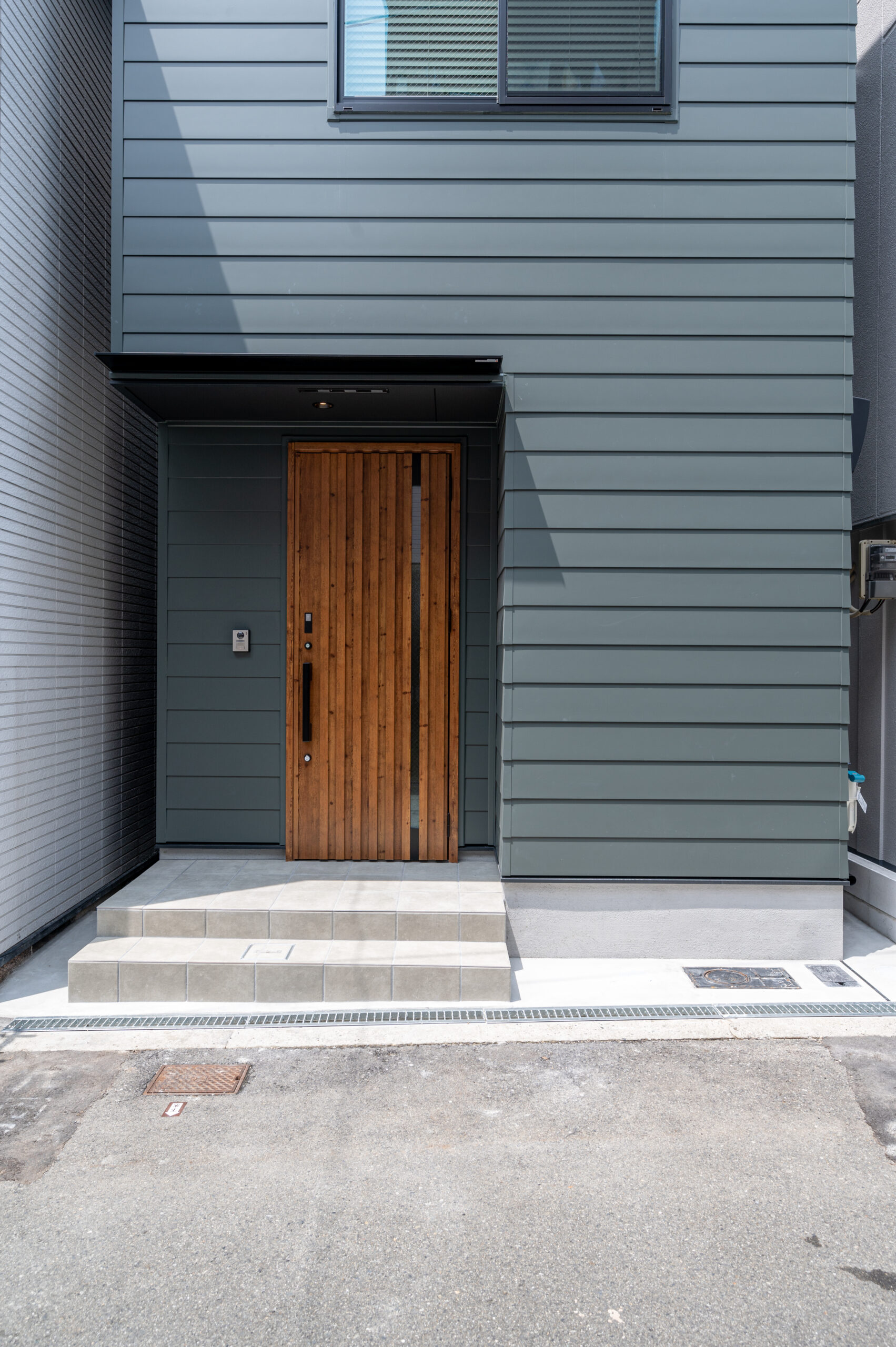 10坪の敷地に叶えた遊び心のある家　S様邸